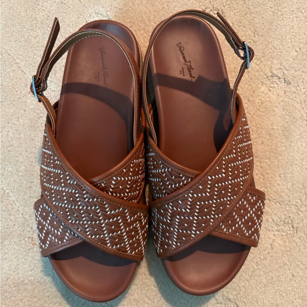 Universal Thread Brown And White Patterned Sandals - image 2